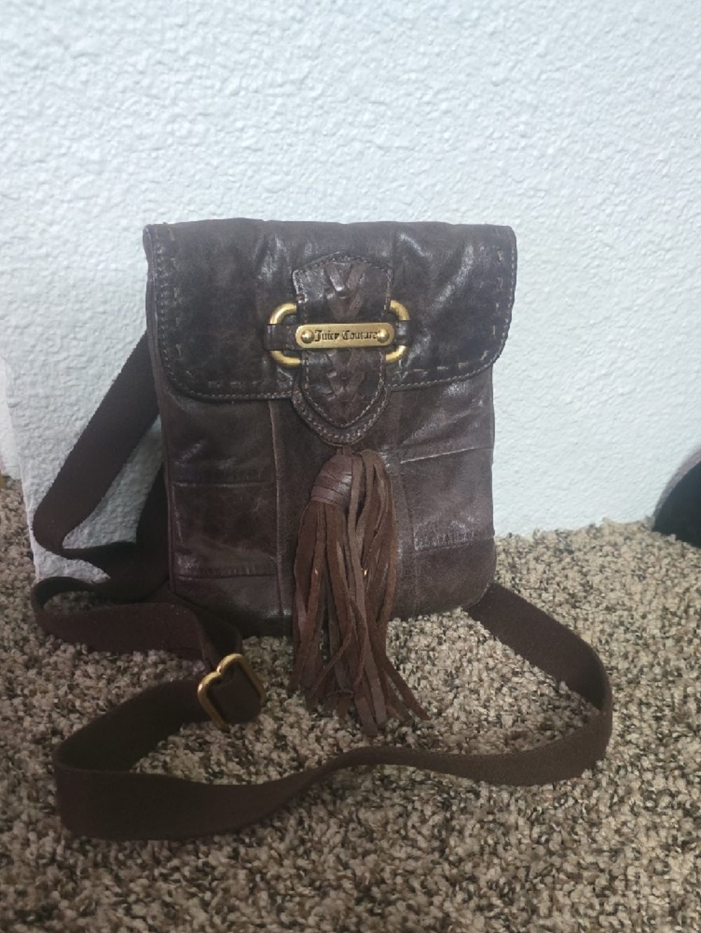 Juicy Couture Vintage Dark Brown Leather W/ Gold Hardware Crossbody Bag (EUC)✨️ - Picture 5 of 11
